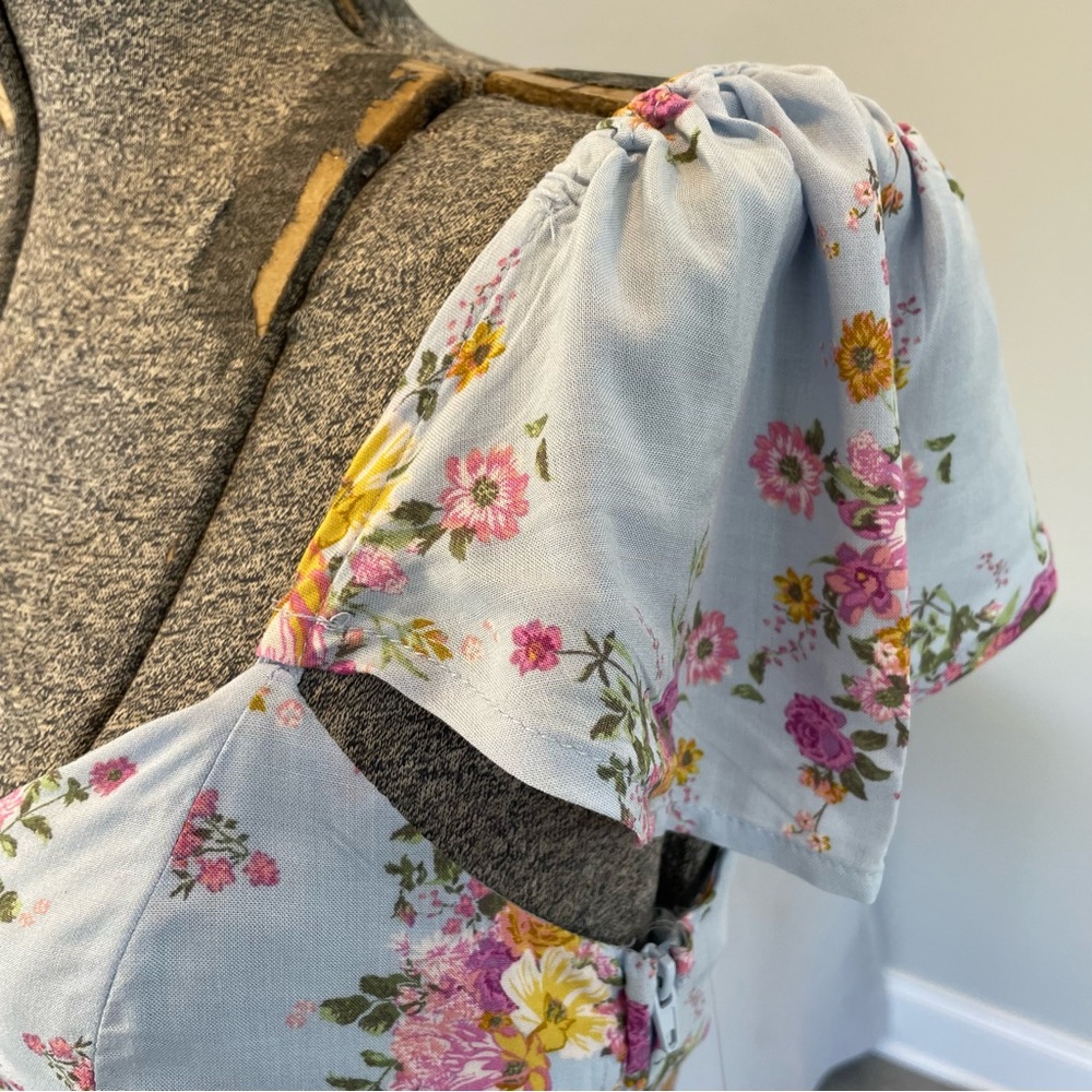 XS. S blue, pink and yellow floral print bohemian backless highlow dress - Picture 8 of 10